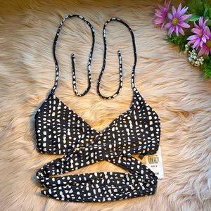 VIX | Middle Loop Wrap Bikini Top